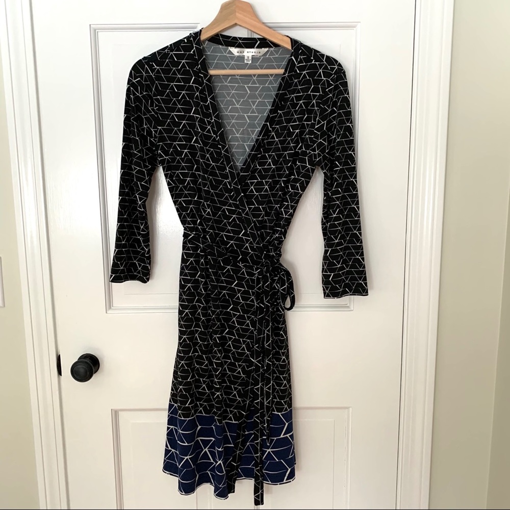 Max Studio graphic print wrap dress